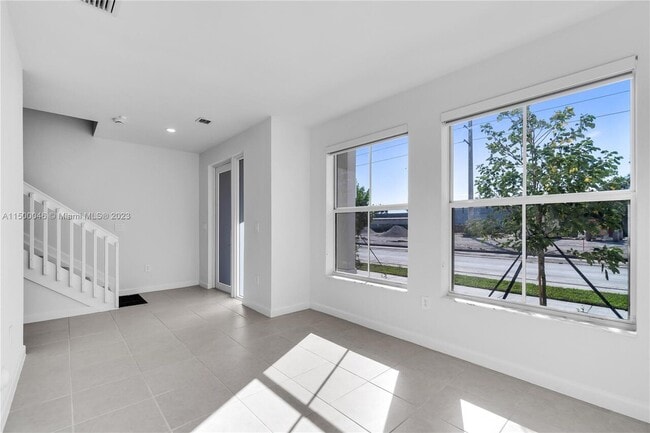Building Photo - 12875 SW 243 Terr