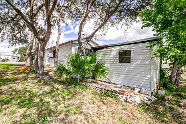 Foto del edificio - 9298 Grizzly Bear Ln