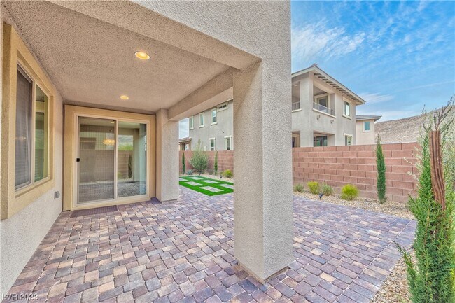 Building Photo - 9757 Pyrite Mystery Ave