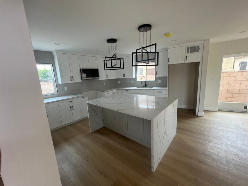 Foto principal - 6020 Cecilia St