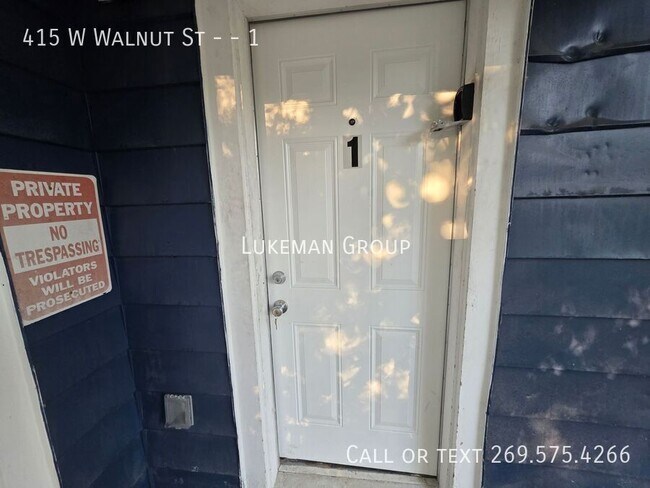 Foto del edificio - 415 W Walnut St