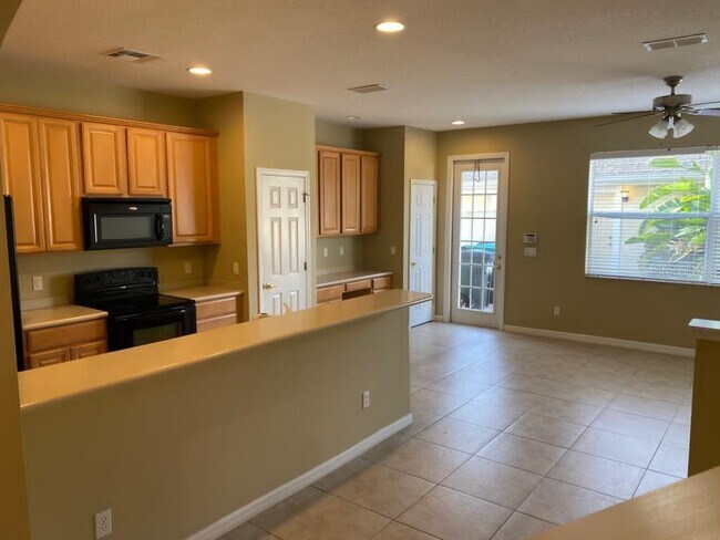 Building Photo - 8461 Leeland Archer Blvd