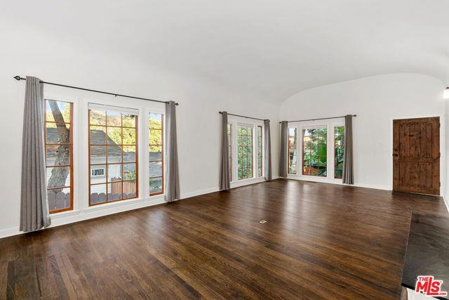 Foto del edificio - 6855 W Alta Loma Terrace