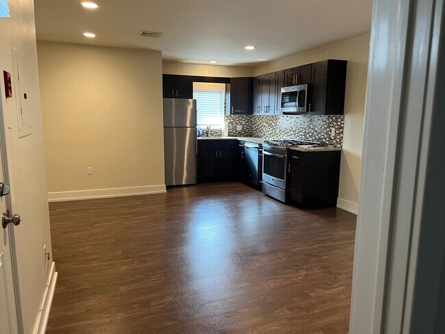 Kitchen - Living Room - 1636 S Front St