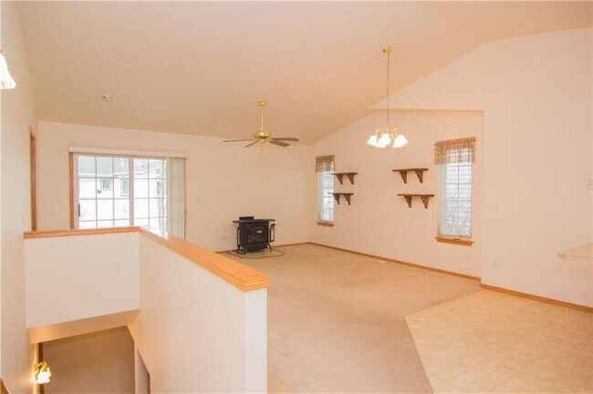 Building Photo - 2 bedroom in Billings MT 59105