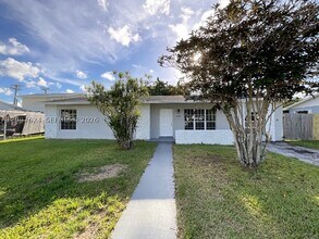 Building Photo - 14202 SW 110th Ave