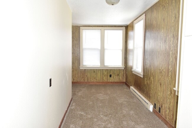 Building Photo - 1623 3rd Ave S