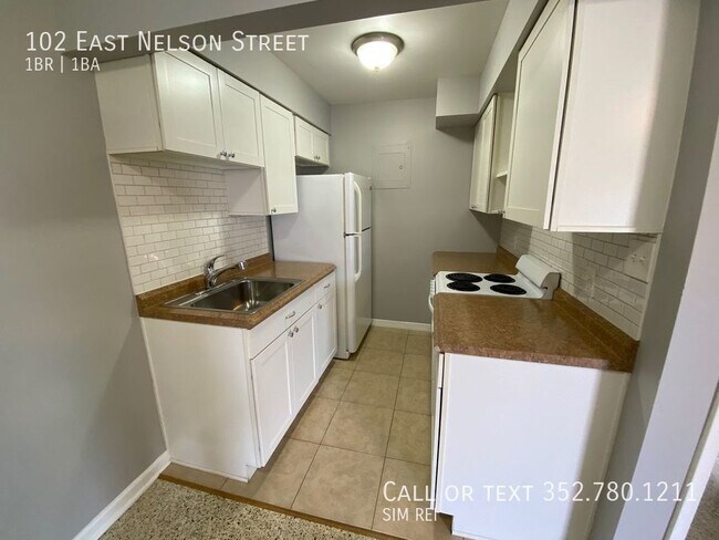 Building Photo - Tavares 1 Bed 1 Bath Apartment