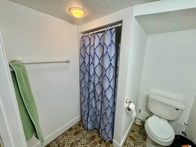 Foto del edificio - 1509 S Foothill Dr