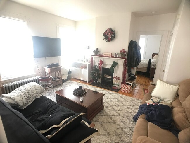 Allston 1bed / 1bath near BU available September 2026 $2400 - Allston 1bed / 1bath near BU available September 2026 $2400 House