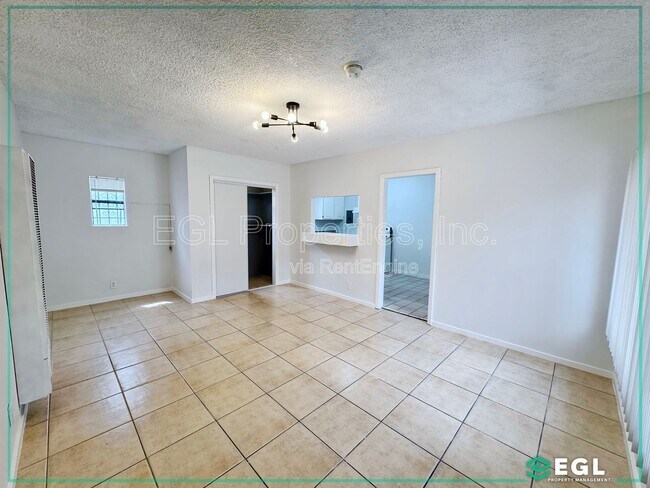 Foto del edificio - 2826 12th Ave