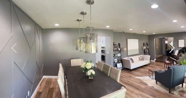 Building Photo - Lovely 3 Bedroom / 2 Bathroom for rent $2,795