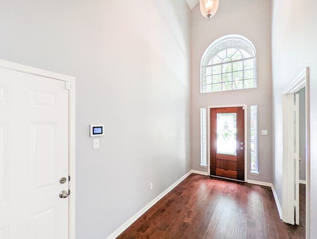 Building Photo - 6810 Summer Bridge Ln