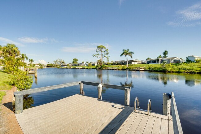 Foto del edificio - 6372 Otis Rd