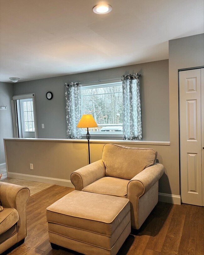 Foto del edificio - 544 Tolend Rd