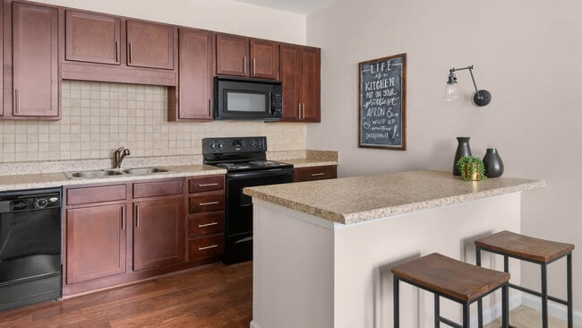 Kitchen - Summit Crossing