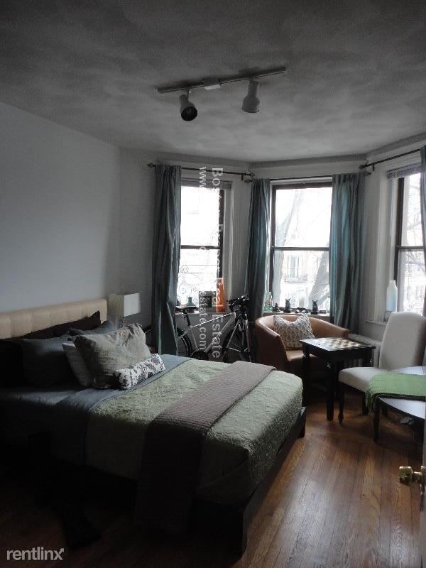 4 br, 1 bath 1109 Boylston St Apt 93 Apartment for Rent in Fenway