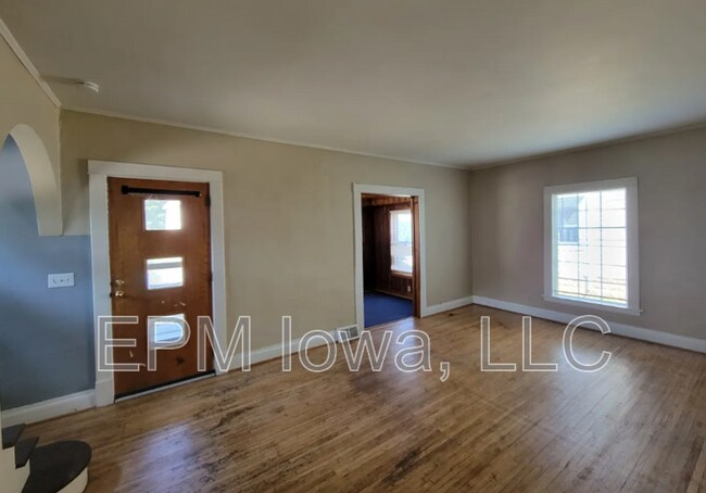 Building Photo - 511 S Frederick Ave