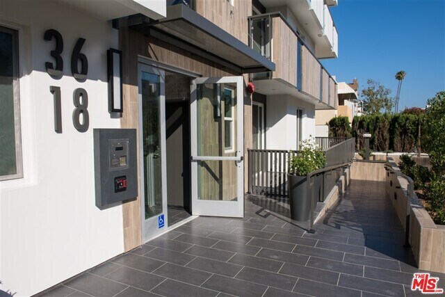 3618 Dunn Dr Los Angeles Ca 90034 Townhouse For Rent In Los Angeles Ca Apartments Com