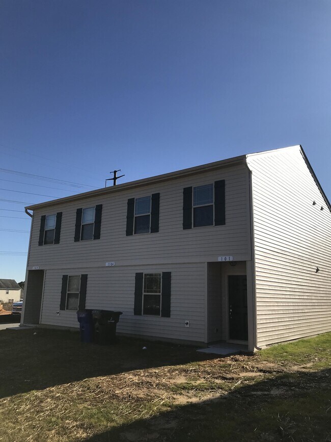 Building Photo - 1508 Eva Mae Dr