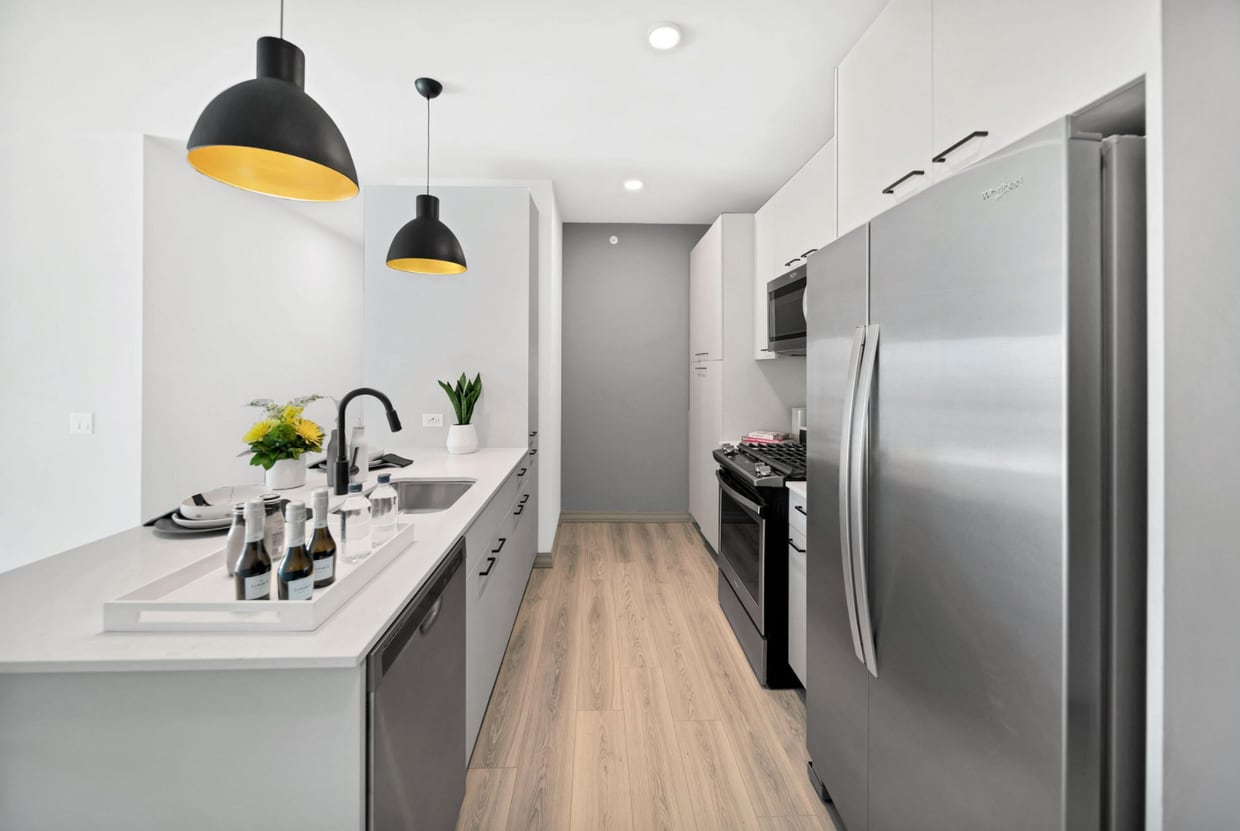 Primary Photo - Gorgeous brand-new studio in East Bucktown