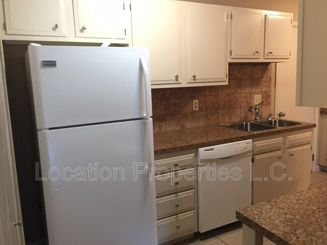 Foto del edificio - 2107 Quail Creek Dr