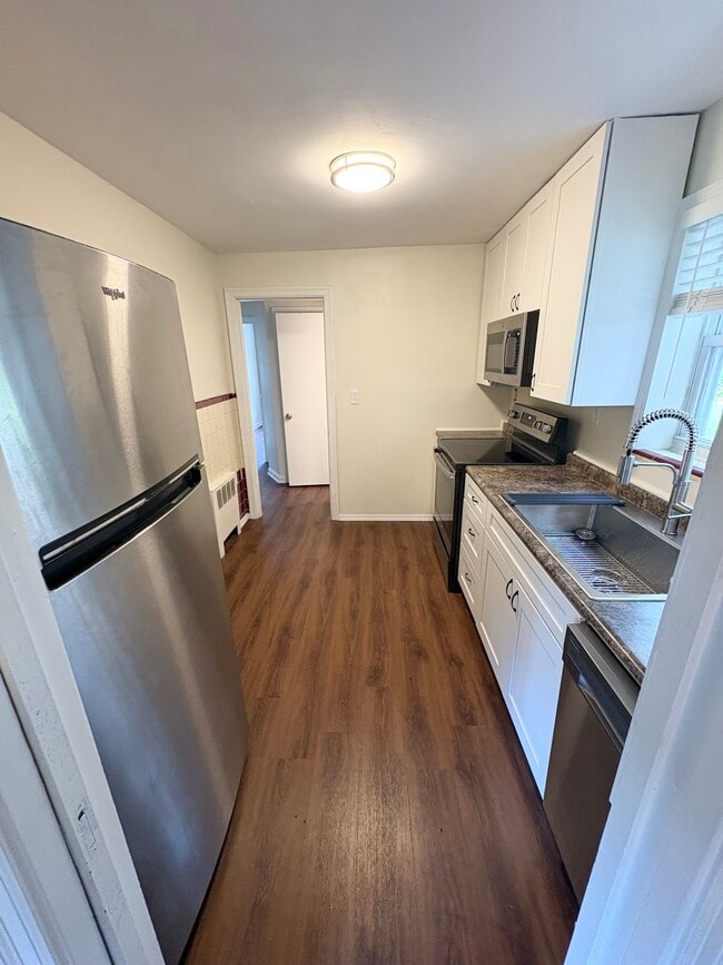 Kitchen - 3246 Queen City Ave