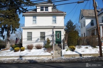 Building Photo - 111 S Main St