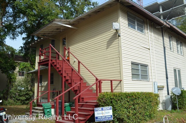 Building Photo - 104 NW 14th St
