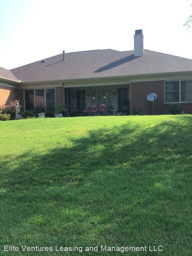 Building Photo - 4 br, 2 bath House - 6008 Walters Loop