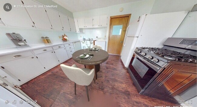 Foto del edificio - 27 Princeton St