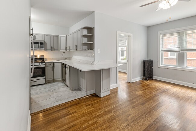 Foto del edificio - 6112 N Winthrop Ave
