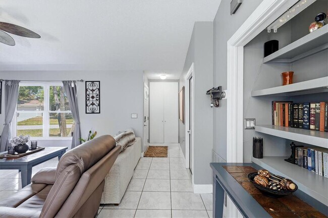 Foto del edificio - 4478 Longford Dr