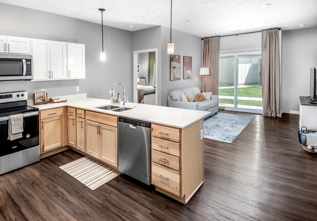 Building Photo - The Reserve on 77