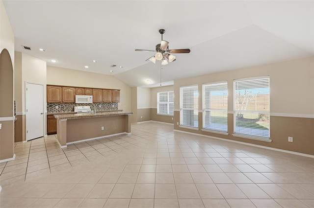 Building Photo - 421 Kingfisher Ln