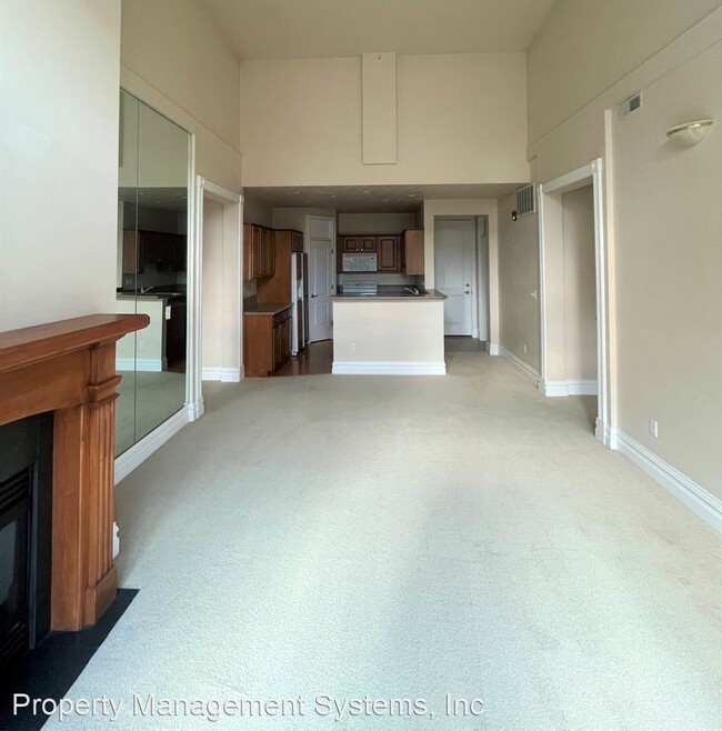 Foto del edificio - 2 br, 2 bath House - 150 S 300 E #403
