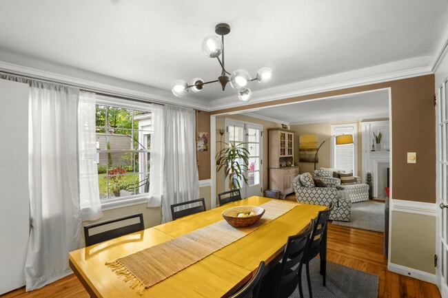 Dining Room - 3715 Traynham Rd