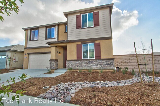 Foto del edificio - 5 br, 2.5 bath House - 24319 Insignia Dr.