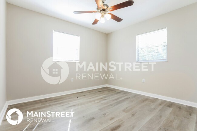 Foto del edificio - 2720 Gentian Rd