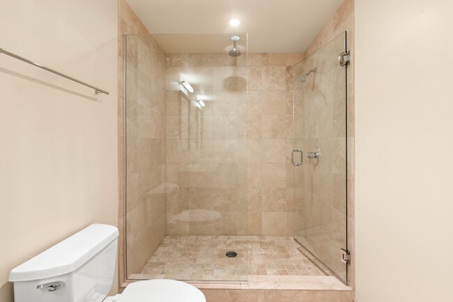 Foto del edificio - 1830 NW Riverscape St