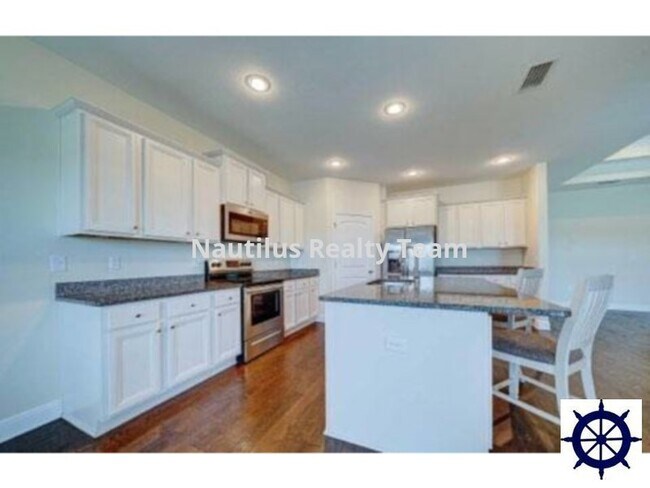 Foto del edificio - 109 Shoreview Dr