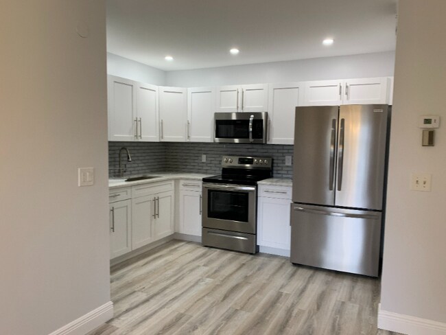 Building Photo - 3586 La Playas Ct