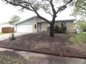 Building Photo - 1201 Platt Dr