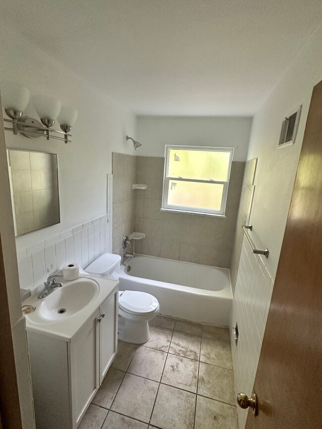 Building Photo - 242 Ries Rd