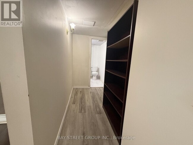 Building Photo - 5327 Landsborough Ave
