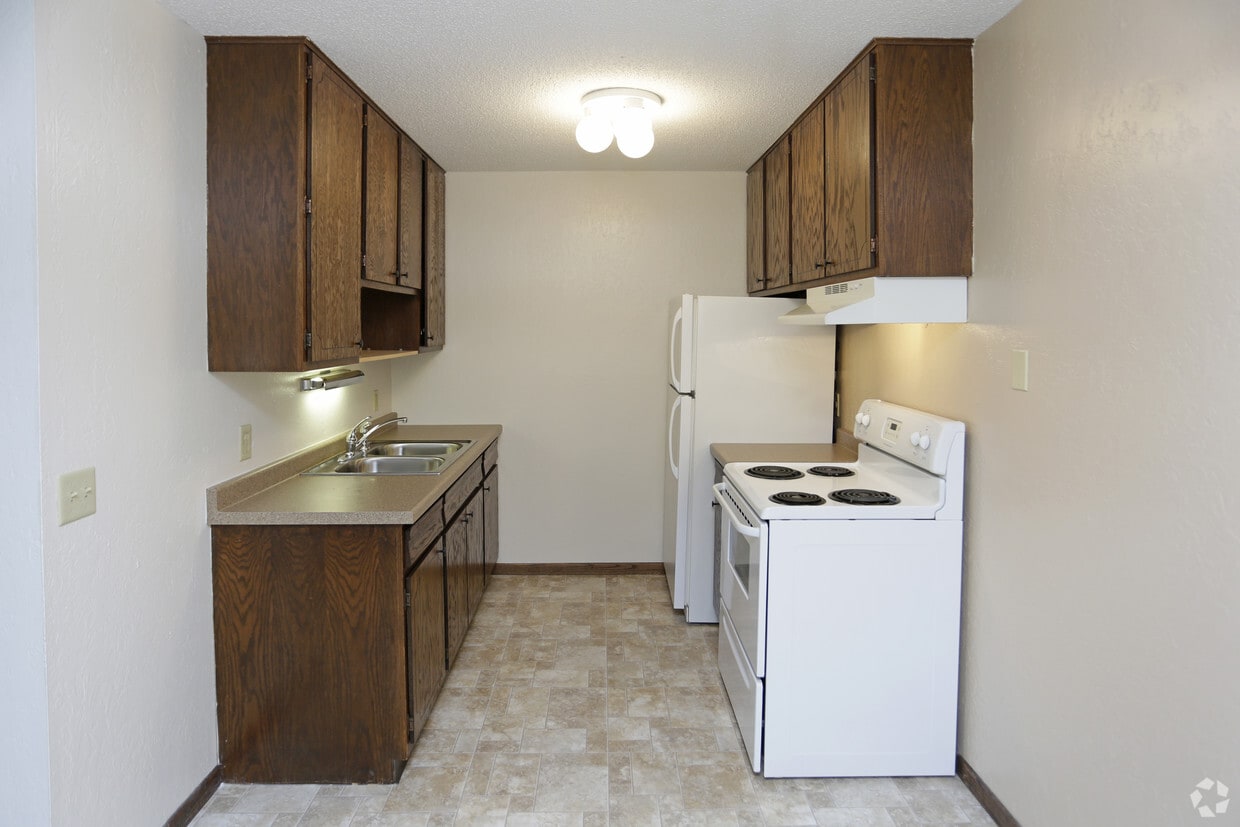 Saint Cloud Terrace Apartments in Saint Cloud, MN