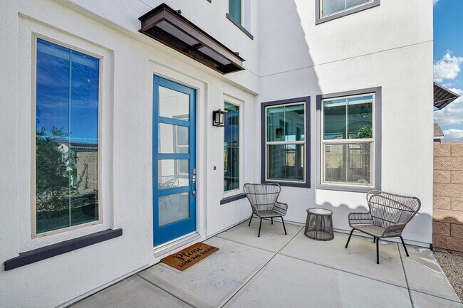 Building Photo - 74404 Nichols Dr