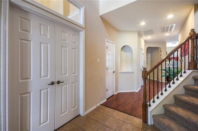 Foto del edificio - 15504 Staked Plains Loop