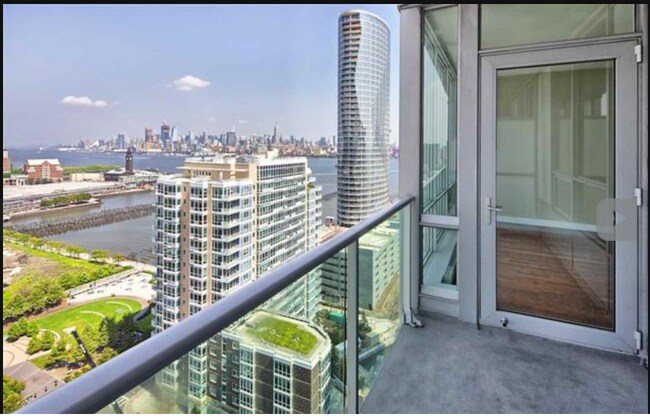 Foto del edificio - 1 Shore Ln