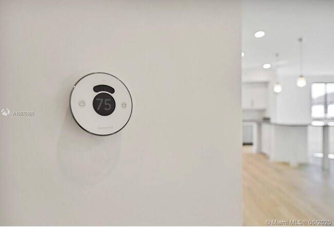 Foto del edificio - 8580 NW 102nd Ave